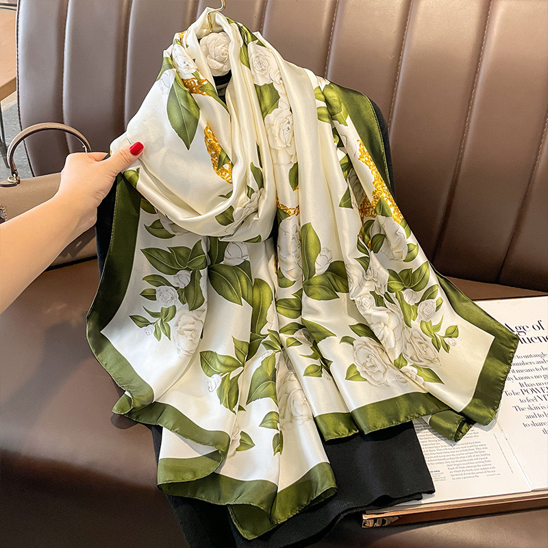 Khăn Choàng Lá Xanh Hoa Trắng Lụa Satin | Phụ Kiện Mê Áo Dài - ảnh chính