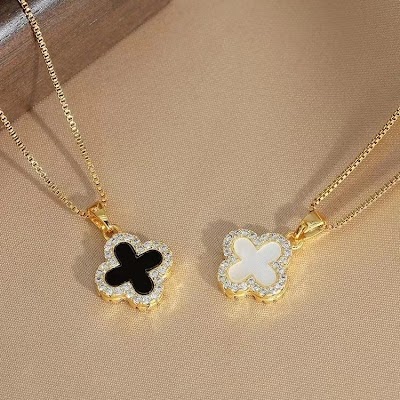 Dây Chuyền Cỏ Bốn Lá Zircon Thanh Lịch | Phụ Kiện Áo Dài Tinh Tế Mê Áo Dài