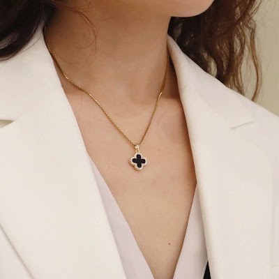 Dây Chuyền Cỏ Bốn Lá Zircon Thanh Lịch | Phụ Kiện Áo Dài Tinh Tế Mê Áo Dài