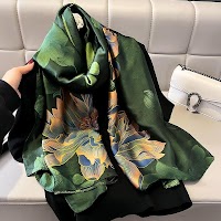 Khăn Lụa Họa Tiết Hoa Sen Xanh Lá Chống Nắng | Phụ Kiện Mê Áo Dài - thumbnail 2