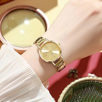 Đồng Hồ Kỹ Thuật Số Nữ Sang Trọng | Phụ Kiện Thời Trang Phối Áo Dài Tinh Tế