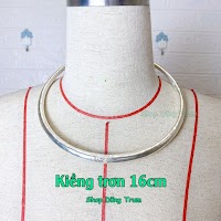 Kiềng Bạc Tròn Cổ Điển | Phụ Kiện Chụp Ảnh Áo Dài Ấn Tượng - thumbnail 5