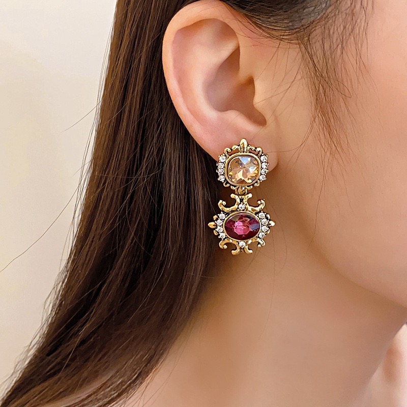 Bộ Vòng Cổ Kim Cương Vuông Cổ Điển | Phụ Kiện Áo Dài Phong Cách Cung Đình - ảnh chi tiết 7