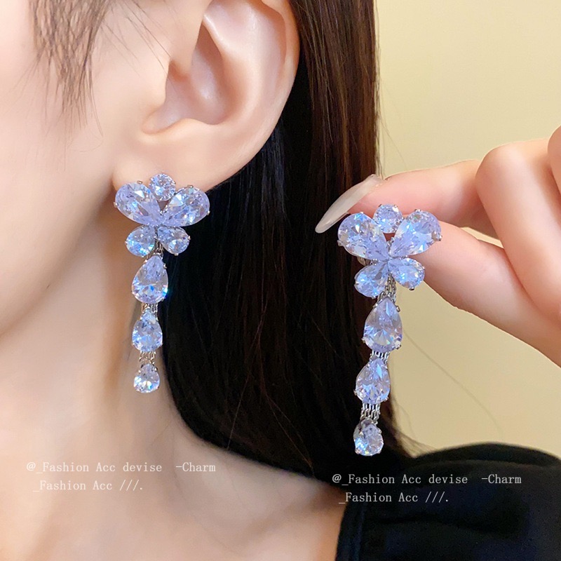 Bộ 3 Trang Sức Hình Vuông Đính Kim Cương | Phụ Kiện Áo Dài - Mê Áo Dài - ảnh chi tiết 3