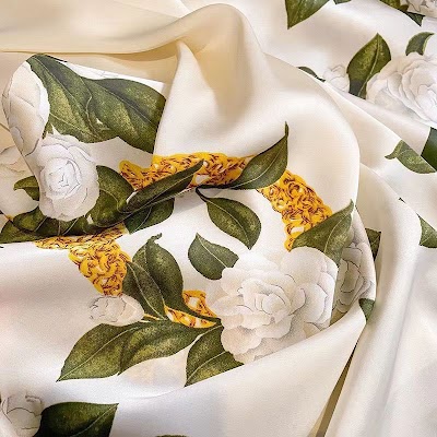 Khăn Choàng Lá Xanh Hoa Trắng Lụa Satin | Phụ Kiện Mê Áo Dài
