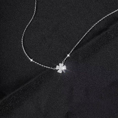 Dây Chuyền Cỏ Bốn Lá Zircon Thanh Lịch | Phụ Kiện Áo Dài Tinh Tế Mê Áo Dài