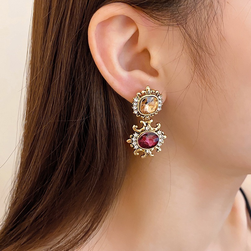 Bộ Vòng Cổ Kim Cương Vuông Cổ Điển | Phụ Kiện Áo Dài Phong Cách Cung Đình - ảnh chi tiết 10
