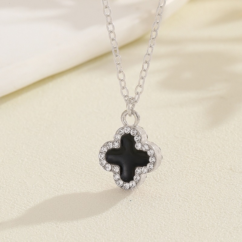 Dây Chuyền Cỏ Bốn Lá Zircon Thanh Lịch | Phụ Kiện Áo Dài Tinh Tế Mê Áo Dài - ảnh chi tiết 11
