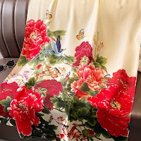 Khăn Lụa Satin Họa Tiết Hoa Mùa Xuân Cao Cấp | Phụ Kiện Mê Áo Dài - thumbnail 3
