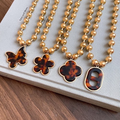 Áo Dài Kỷ Yếu Mùa Hè — Phụ Kiện Lên Hình Đẹp