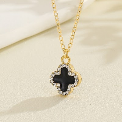 Dây Chuyền Cỏ Bốn Lá Zircon Thanh Lịch | Phụ Kiện Áo Dài Tinh Tế Mê Áo Dài