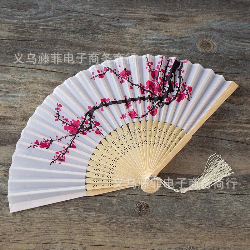 Giày Dép Phối Áo Dài Mùa Hè — Thoáng Mát Mà Vẫn Sang