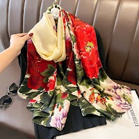 Khăn Lụa Satin Họa Tiết Hoa Mùa Xuân Cao Cấp | Phụ Kiện Mê Áo Dài - thumbnail 2