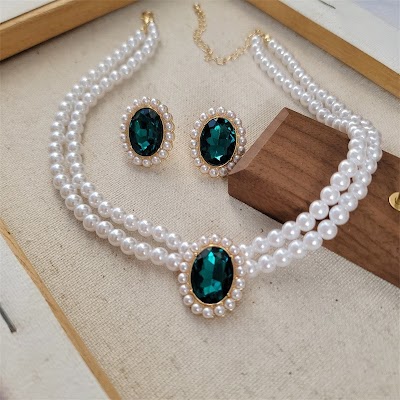Bộ Trang Sức Ngọc Trai & Ren Ngọc Lục Bảo | Phụ Kiện Áo Dài Sang Trọng