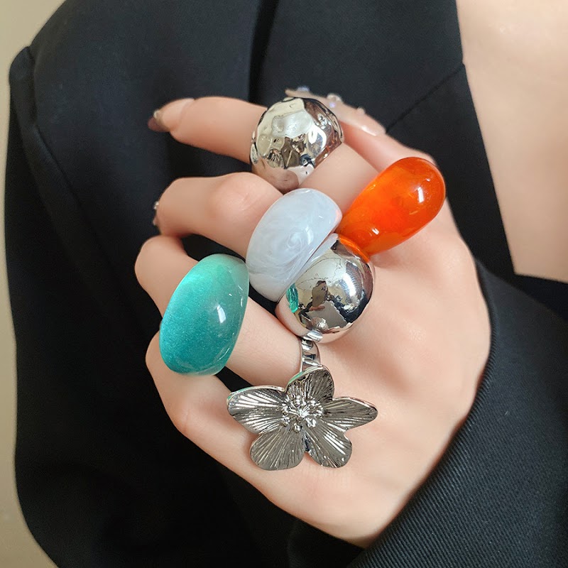 Áo Dài Trung Thu: Phụ Kiện Đón Trăng Rằm Đẹp Nhất