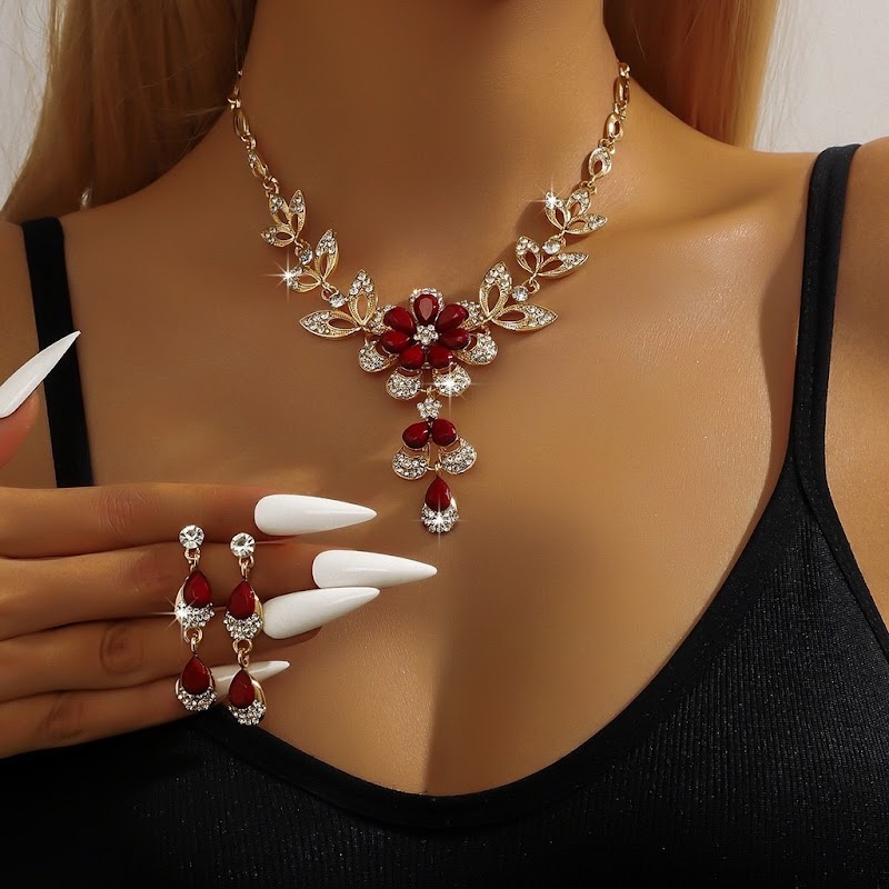 Bộ Trang Sức Cổ Điển Kim Cương | Phụ Kiện Áo Dài Dự Tiệc Cưới
