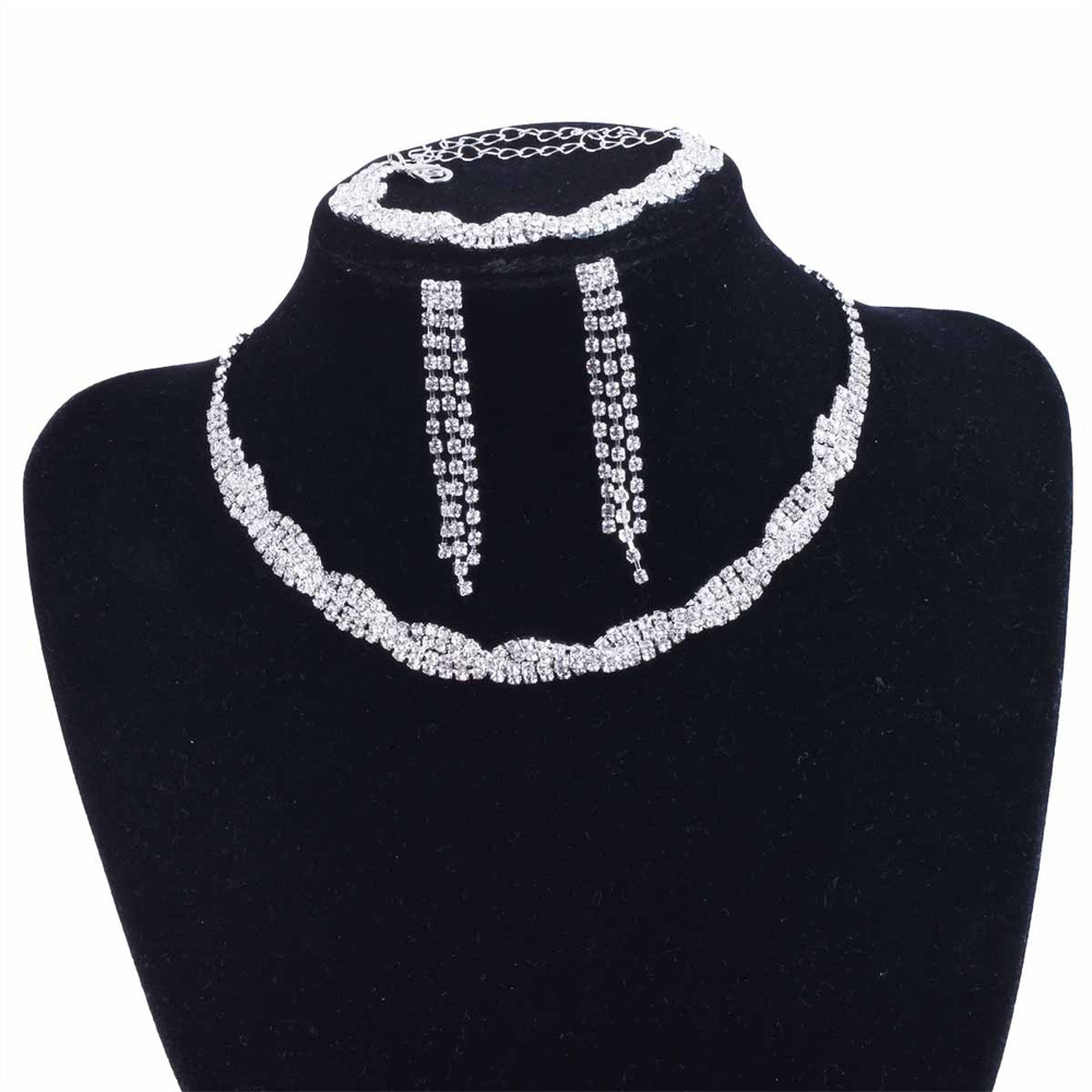 Bộ 3 Trang Sức Pha Lê Dự Tiệc Sang Trọng | Phụ Kiện Áo Dài - Mê Áo Dài - ảnh chi tiết 3