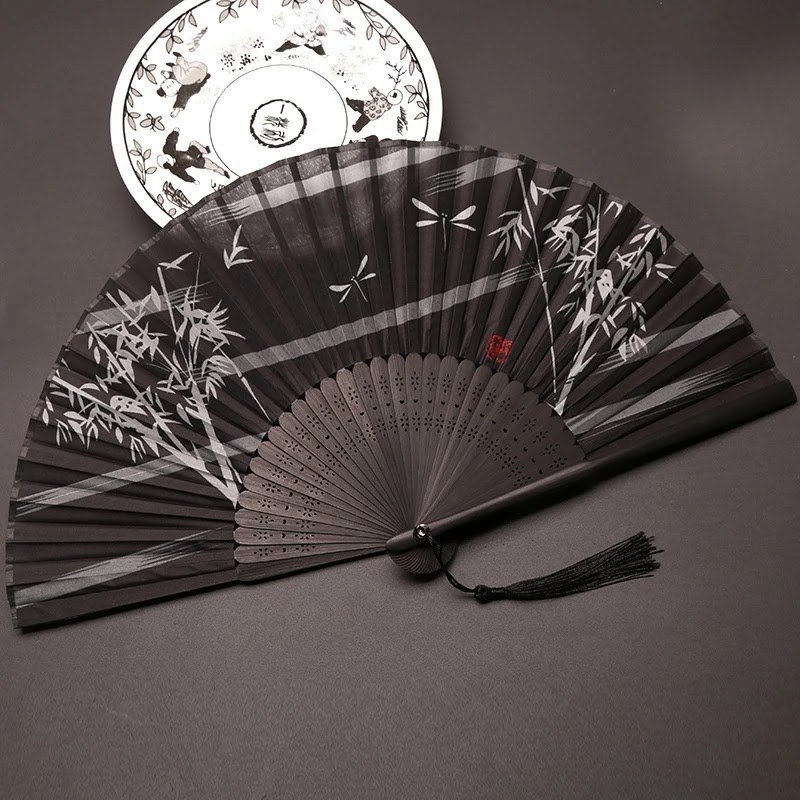Phụ kiện áo dài mùa hè